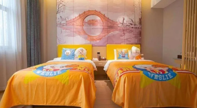 Bed in Quanzhou Binhai Hotel