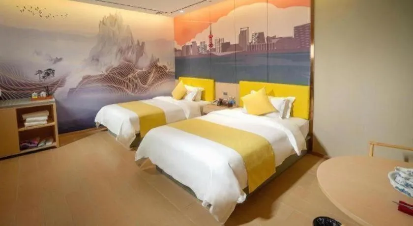 Bed in Quanzhou Binhai Hotel