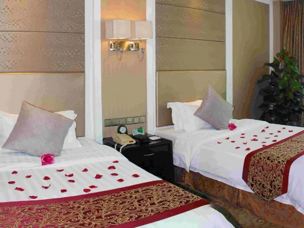 Bed in Quanzhou Binhai Hotel