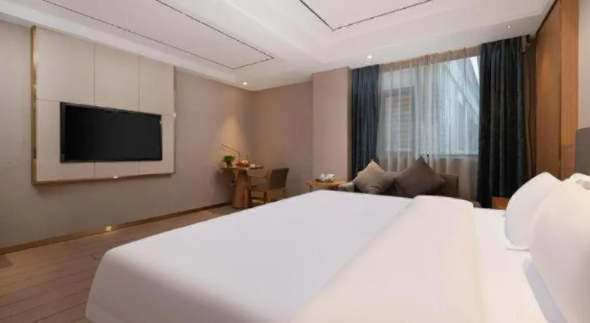 Bed in Quanzhou Binhai Hotel