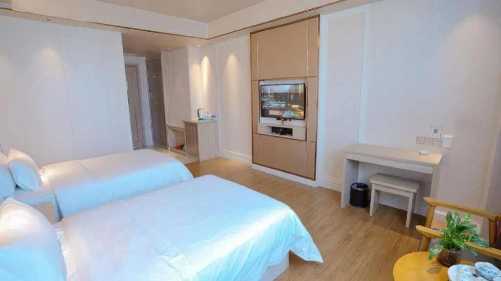 Bed in Quanzhou Binhai Hotel