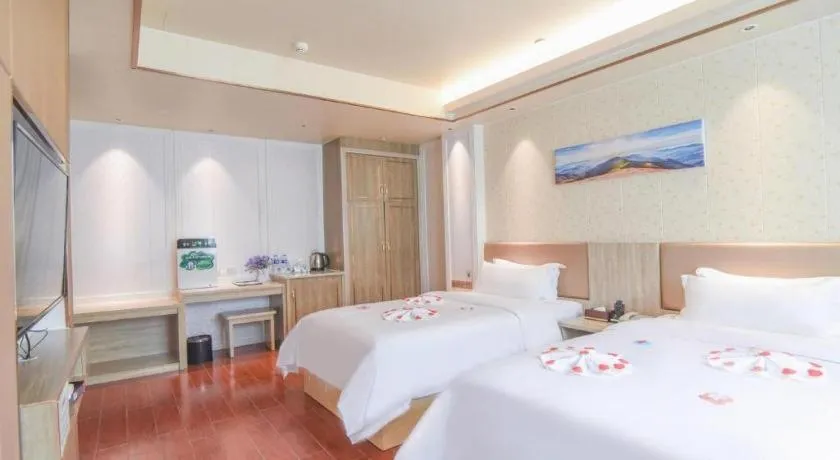 Bed in Quanzhou Binhai Hotel