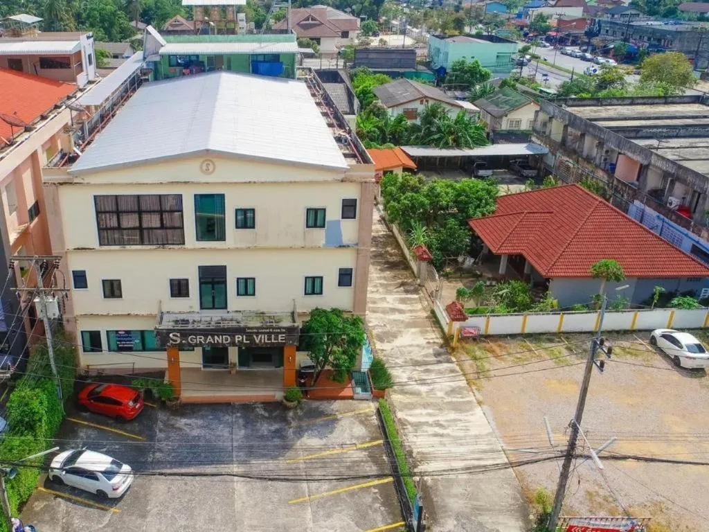 Grand PL Ville Hotel