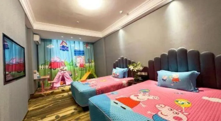 Bed in Dunhuang Dunhe Hotel