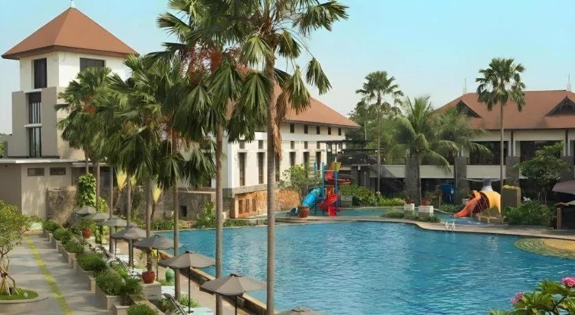 Hotel Santika Premiere Kota Harapan Indah