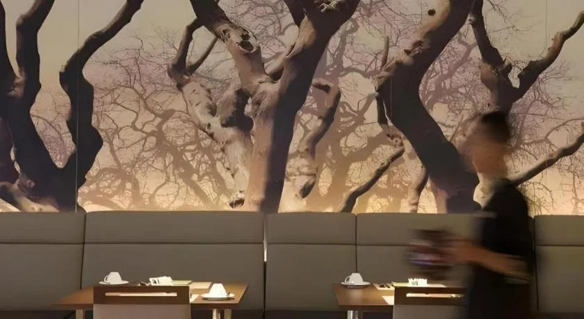 Hotel Santika Premiere Kota Harapan Indah