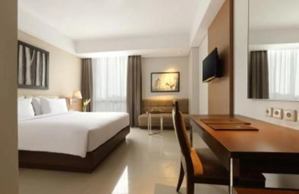Bed in Hotel Santika Premiere Kota Harapan Indah