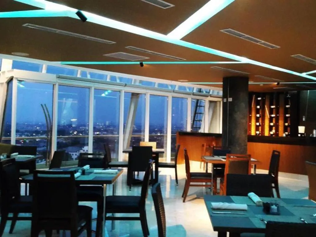 Hotel Santika Premiere Kota Harapan Indah