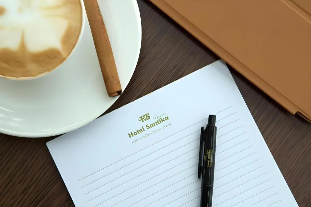 Hotel Santika Premiere Kota Harapan Indah