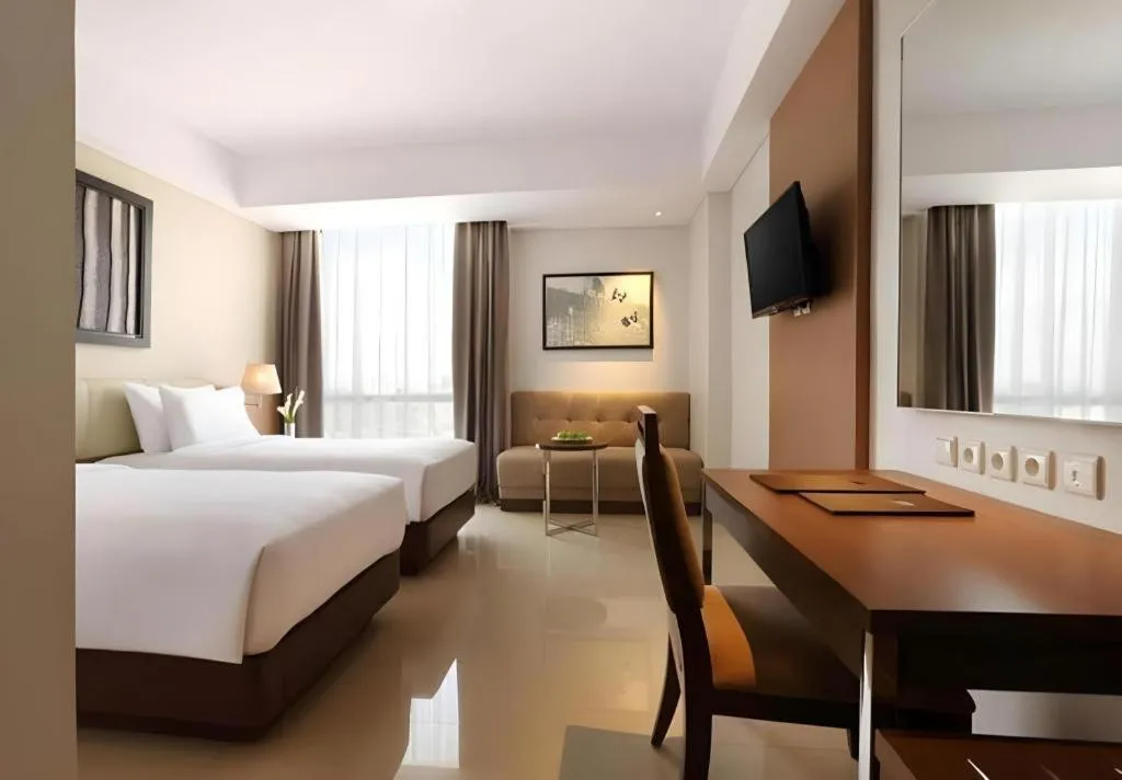 Bed in Hotel Santika Premiere Kota Harapan Indah