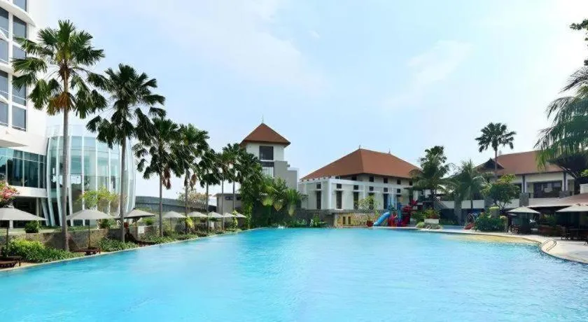 Hotel Santika Premiere Kota Harapan Indah