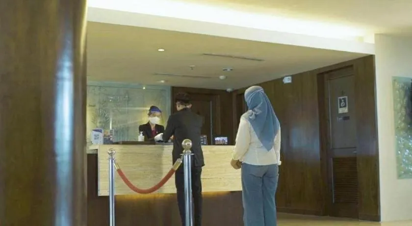 Hotel Santika Premiere Kota Harapan Indah