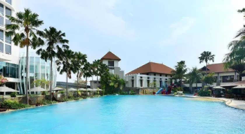 Hotel Santika Premiere Kota Harapan Indah