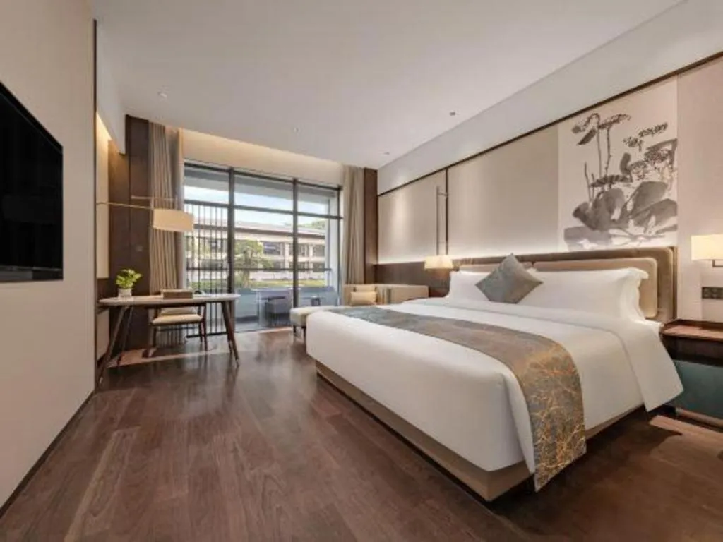 Bed in Dongguan Yingbin Hotel