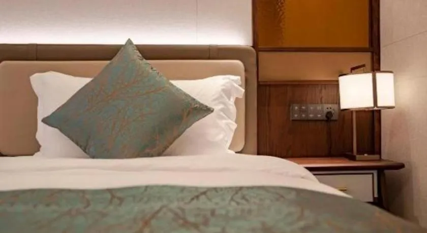 Bed in Dongguan Yingbin Hotel