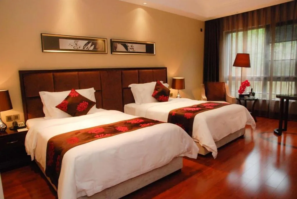 Bed in Dongguan Yingbin Hotel