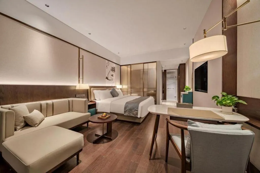 Bed in Dongguan Yingbin Hotel