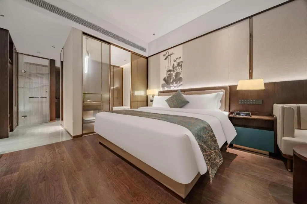 Bed in Dongguan Yingbin Hotel