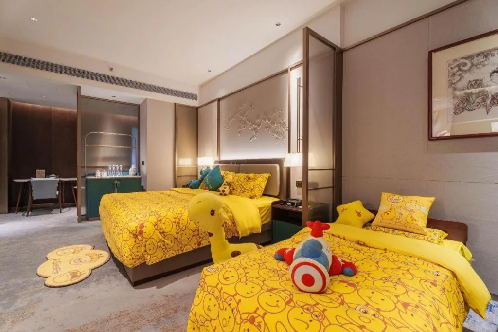 Bed in Dongguan Yingbin Hotel