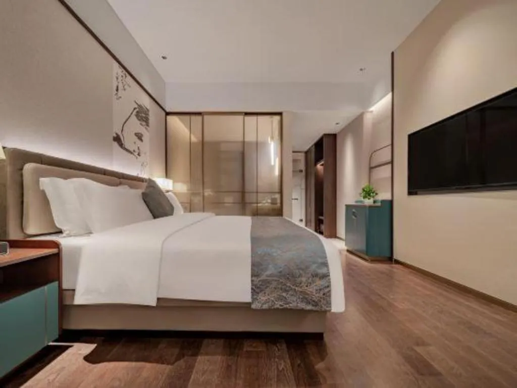 Bed in Dongguan Yingbin Hotel