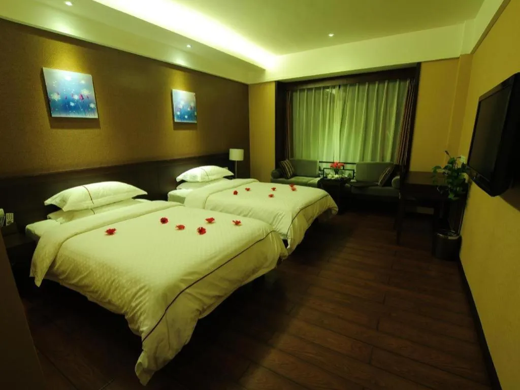 Bed in Lijiang Ziyue Hotel