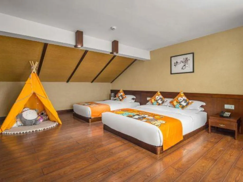 Bed in Lijiang Ziyue Hotel