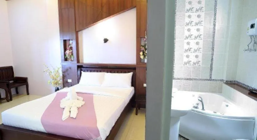 Bed in Chodkamol Place 57