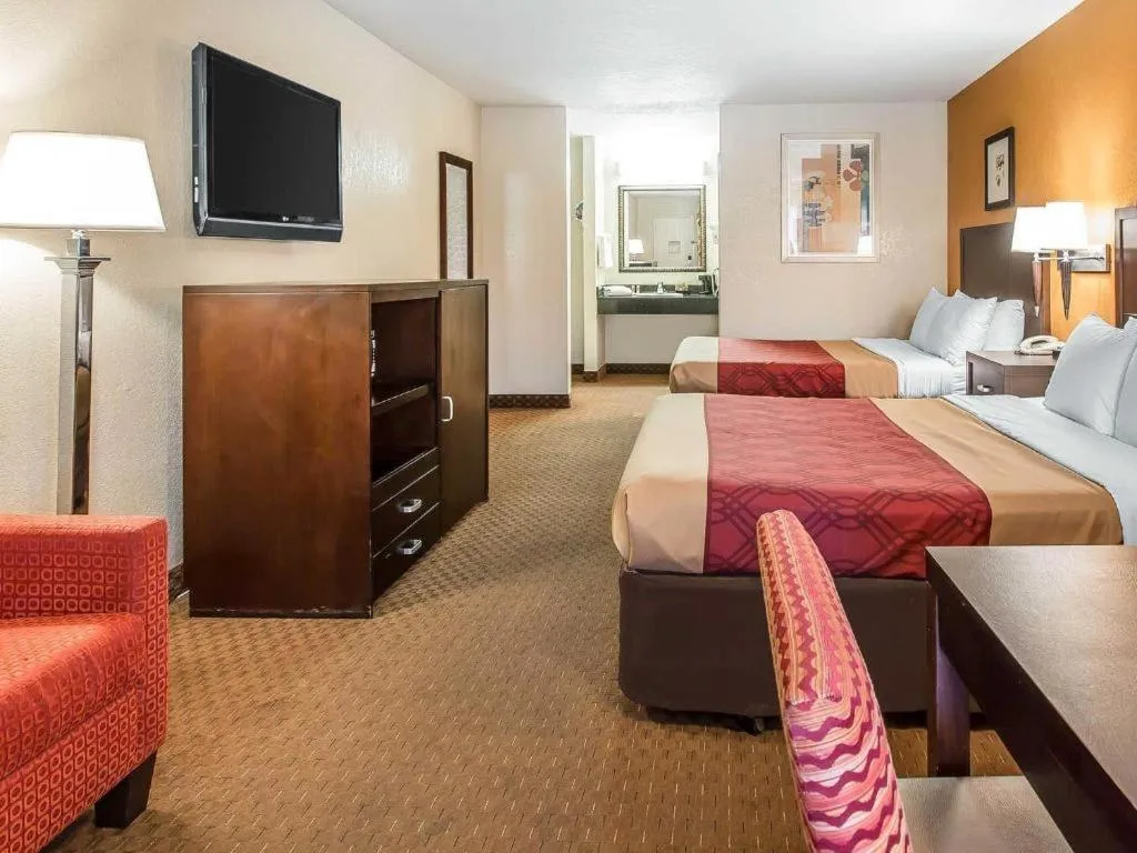 Bed in El Cajon San Diego East