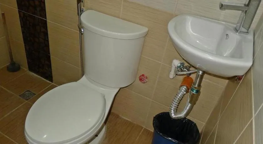 Rovic's Tourist Hotel