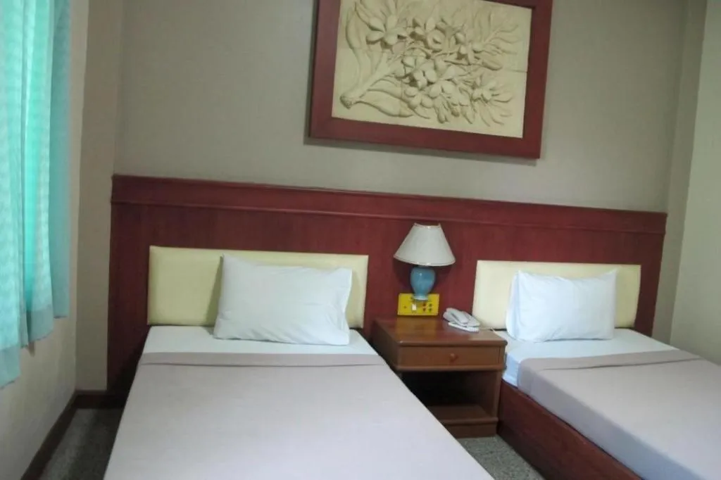 Bed in Picnic Sriracha Hotel