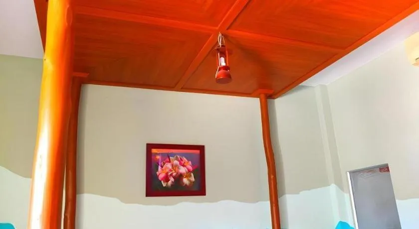 Picnic Sriracha Hotel