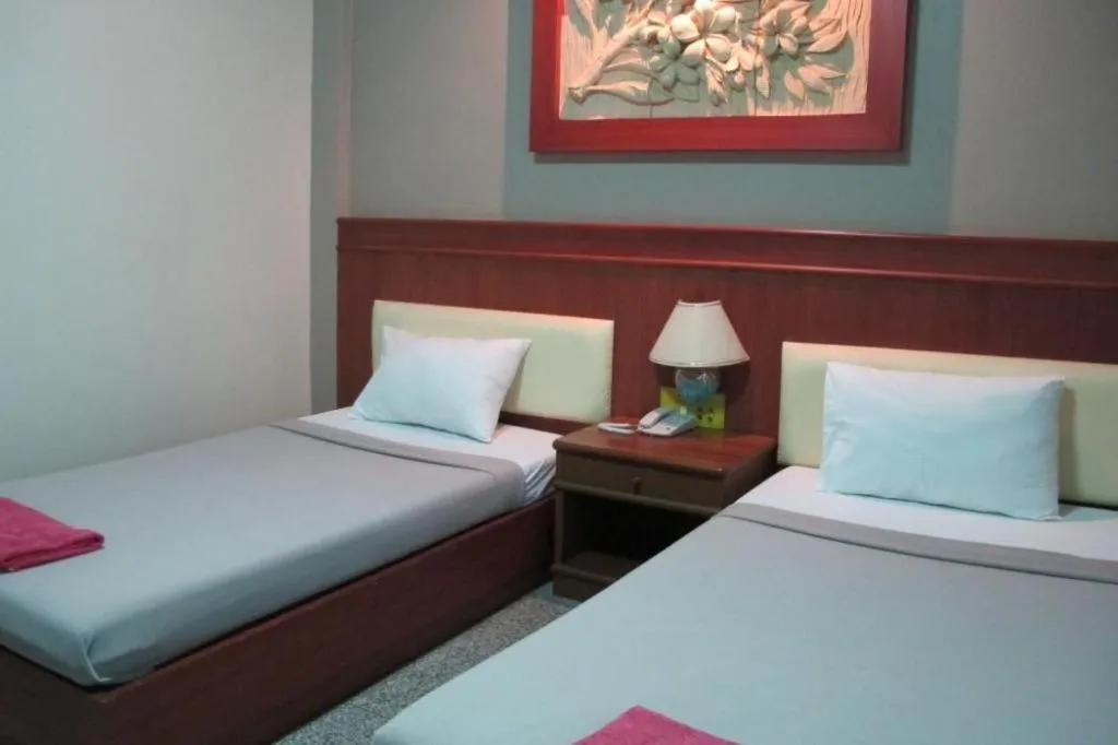 Bed in Picnic Sriracha Hotel