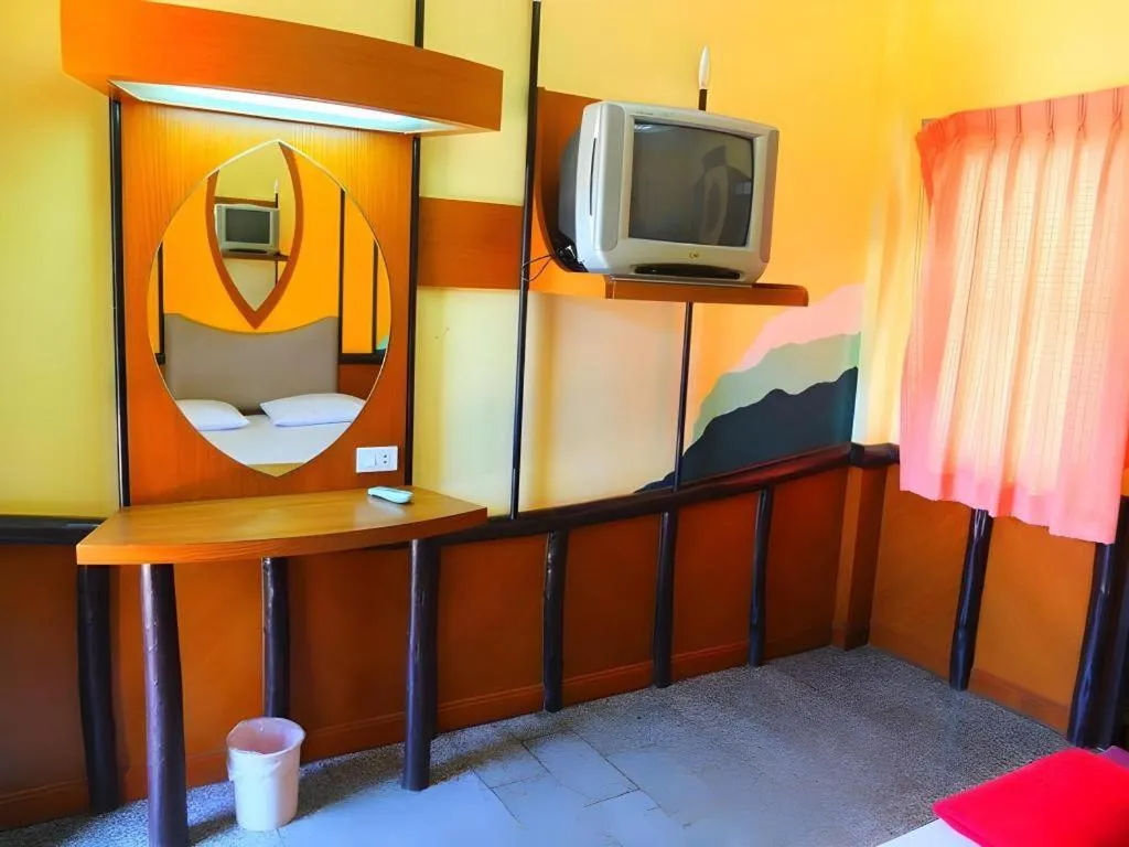 Picnic Sriracha Hotel