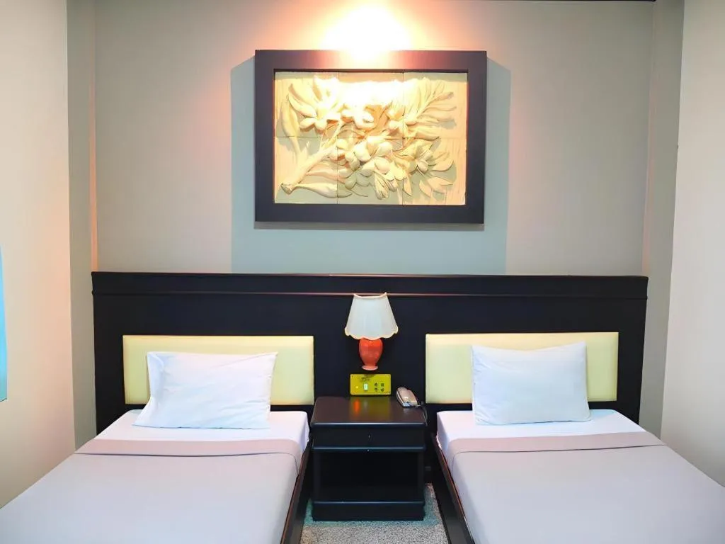 Bed in Picnic Sriracha Hotel