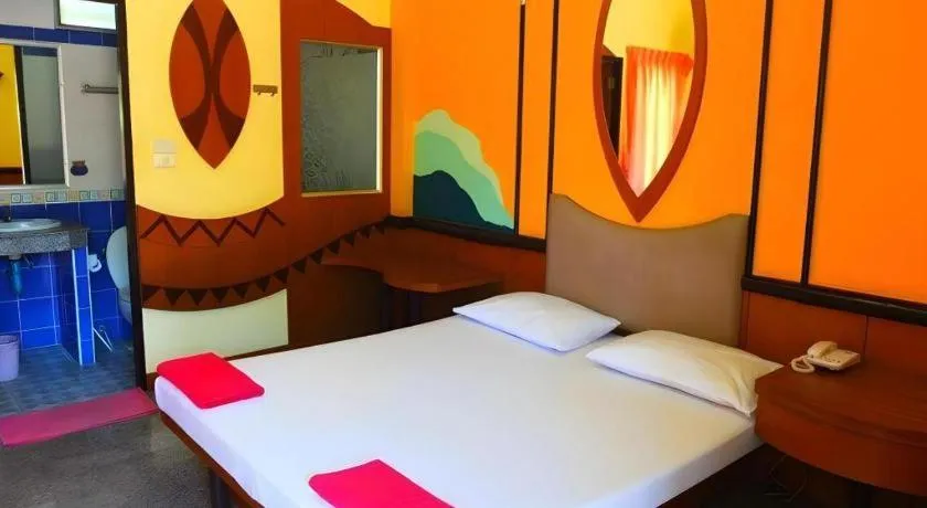 Bed in Picnic Sriracha Hotel