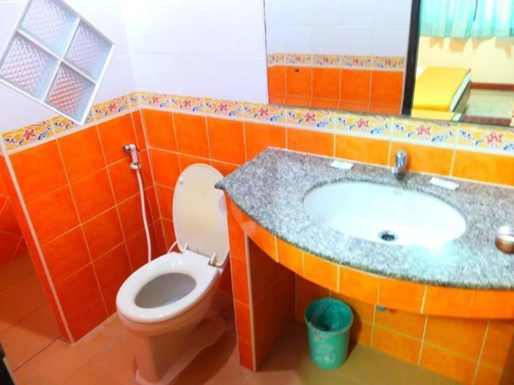 Picnic Sriracha Hotel