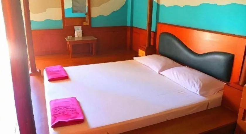 Bed in Picnic Sriracha Hotel