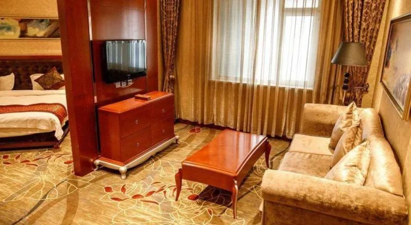 Bed in Metropark Hotel