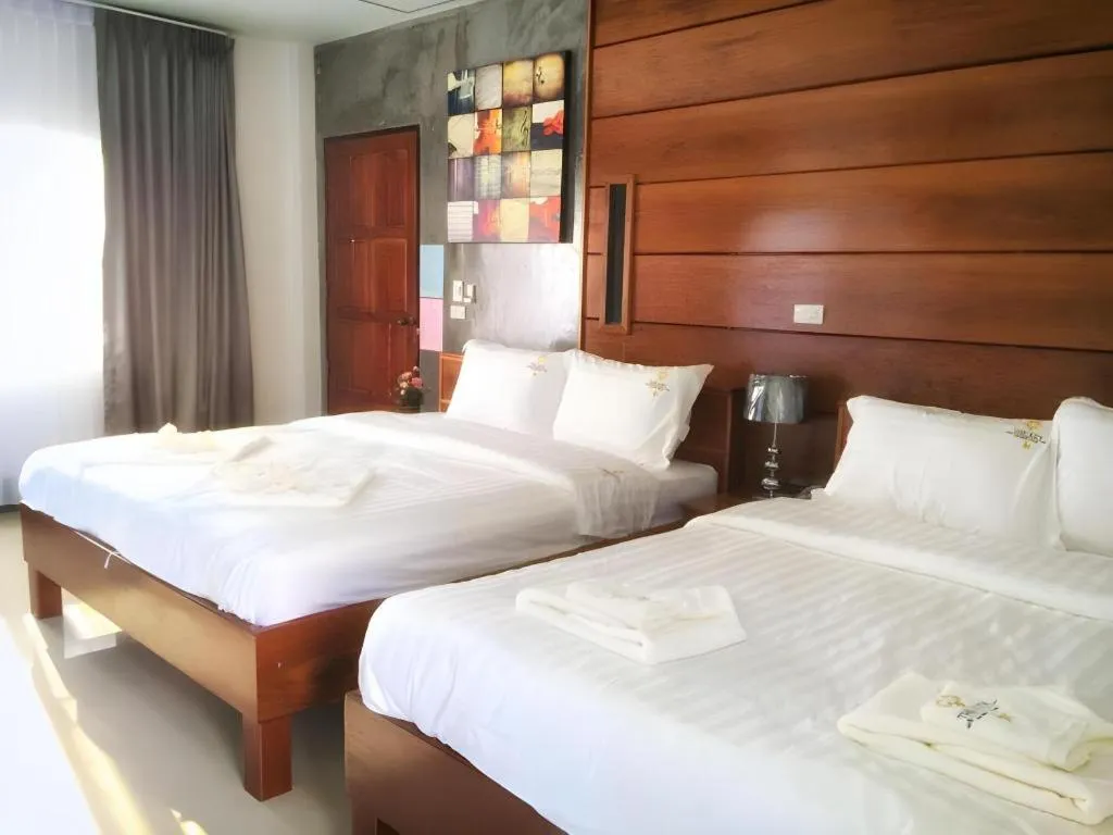 Bed in The Key Hotel