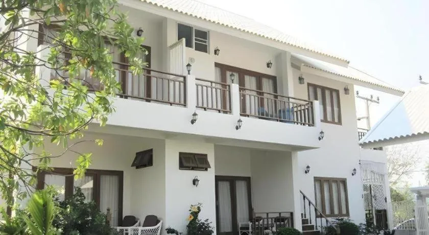 Baan Parinda (Pompom Home)