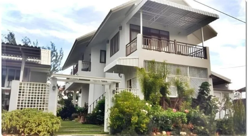 Baan Parinda (Pompom Home)