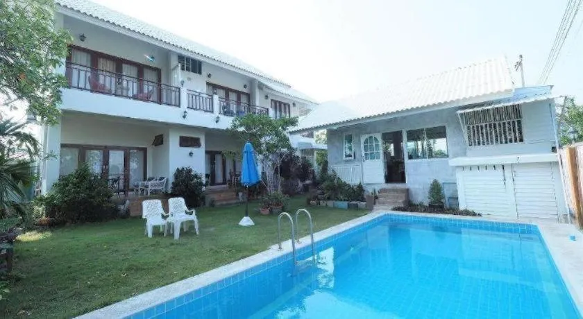 Baan Parinda (Pompom Home)