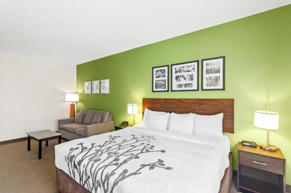 Bed in Sleep Inn & Suites Dripping Springs - Austin Area