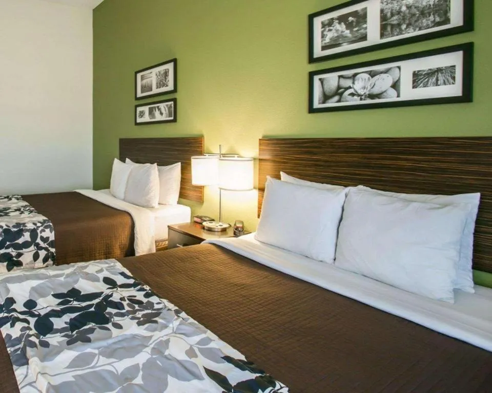 Bed in Sleep Inn & Suites Dripping Springs - Austin Area