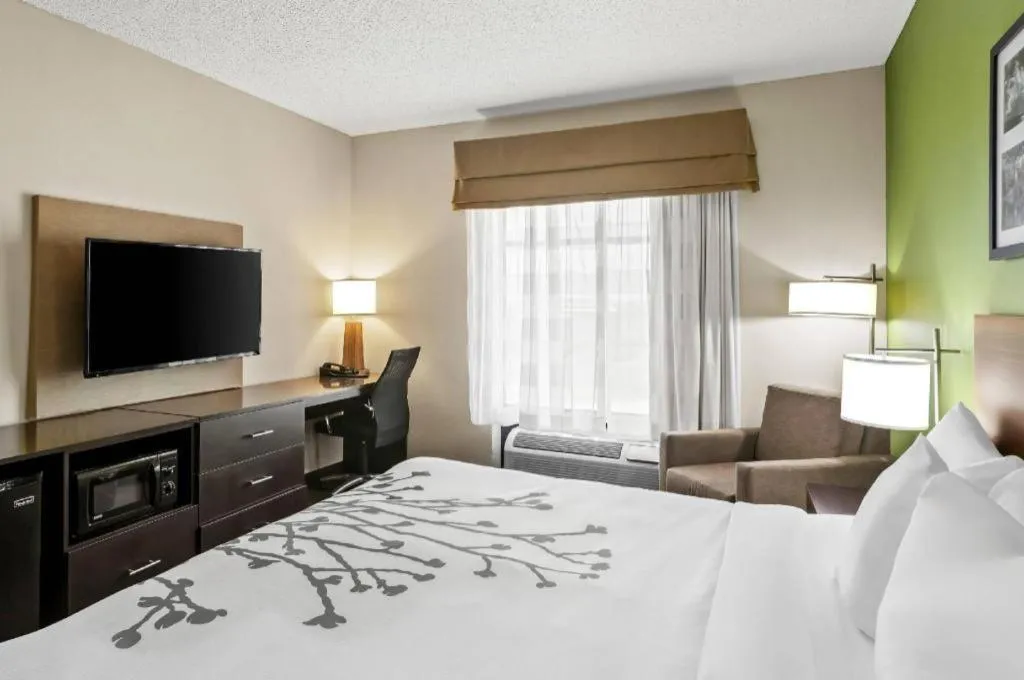 Bed in Sleep Inn & Suites Dripping Springs - Austin Area