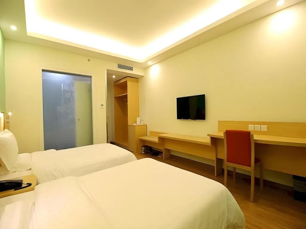 Bed in 7 Days Inn Fucheng Wu Gongci Gaodeng East Street Binjiang Road