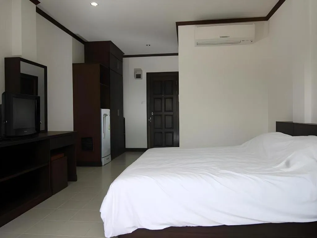 Bed in Sritrakul Place