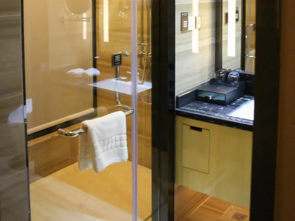 Golden Phoenix International Hotel