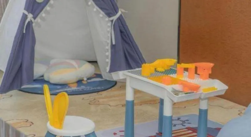 Golden Phoenix International Hotel