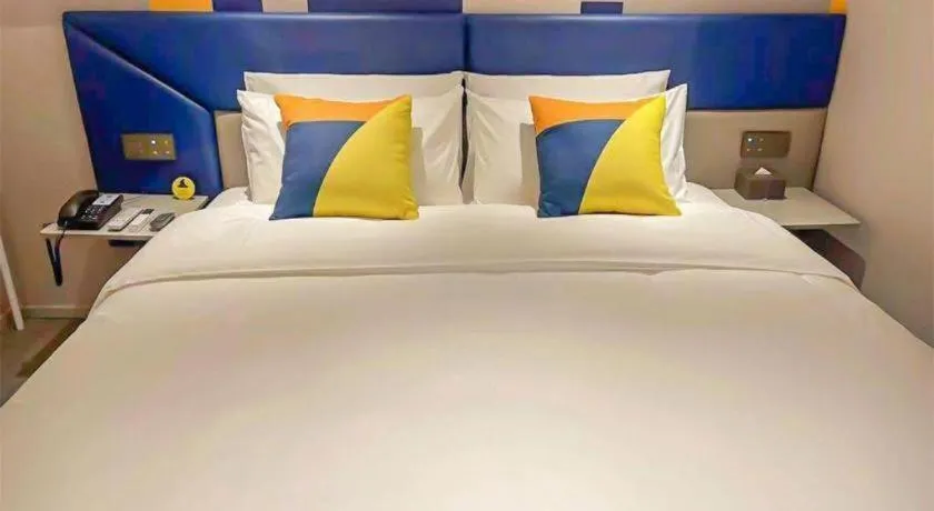 Bed in 7 Days Inn Beijing Tongzhou Universal Studio Linheli Metro Station